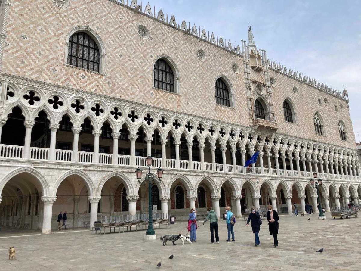 Venice Venezia ,Ghetto,Biennale, Campo Maddalena Екстериор снимка