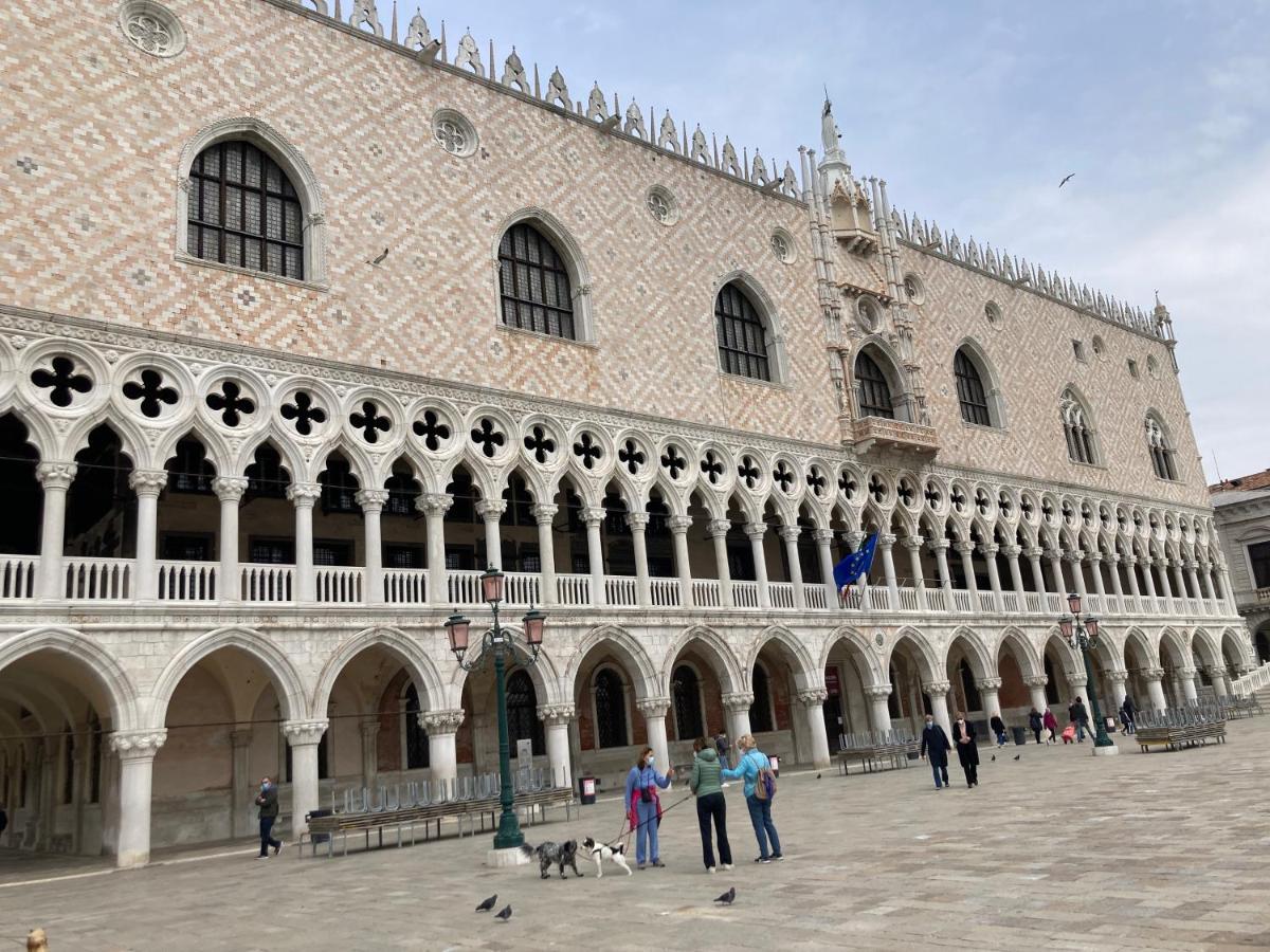 Venice Venezia ,Ghetto,Biennale, Campo Maddalena Екстериор снимка