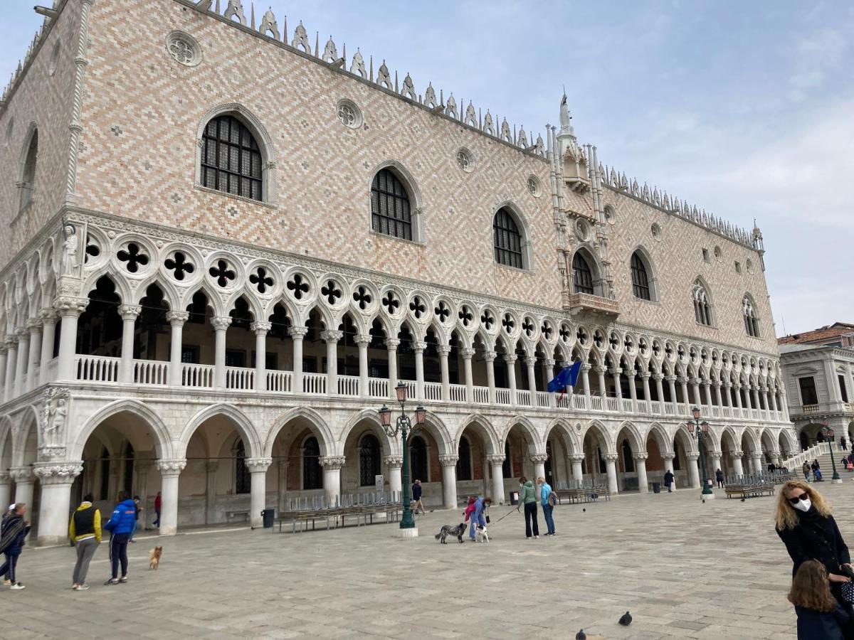Venice Venezia ,Ghetto,Biennale, Campo Maddalena Екстериор снимка