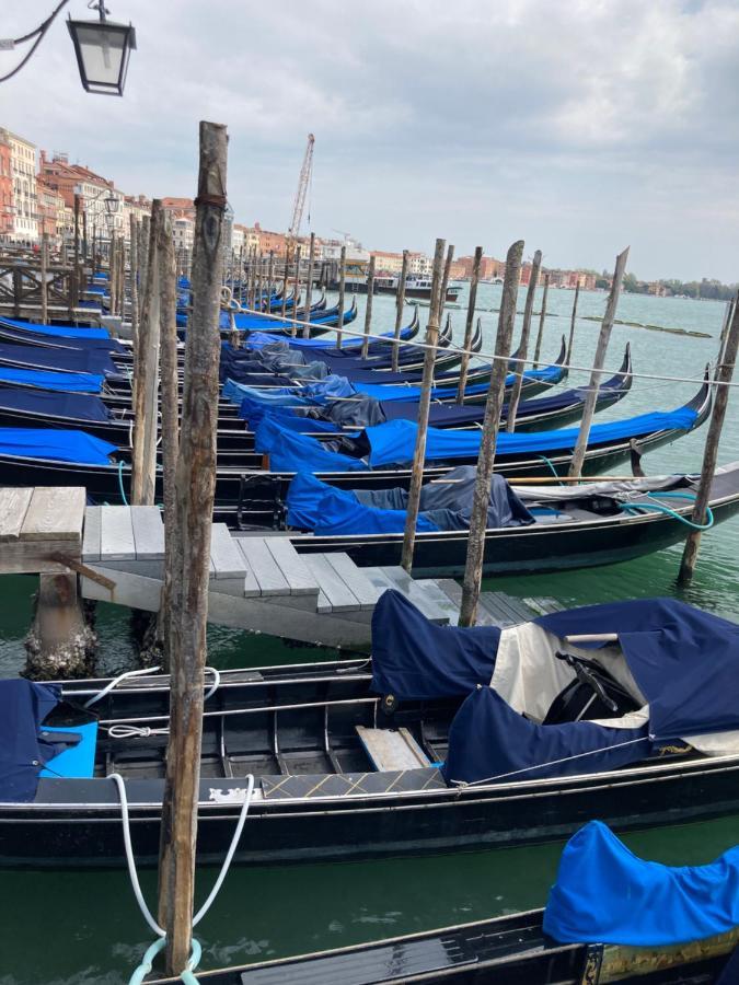 Venice Venezia ,Ghetto,Biennale, Campo Maddalena Екстериор снимка